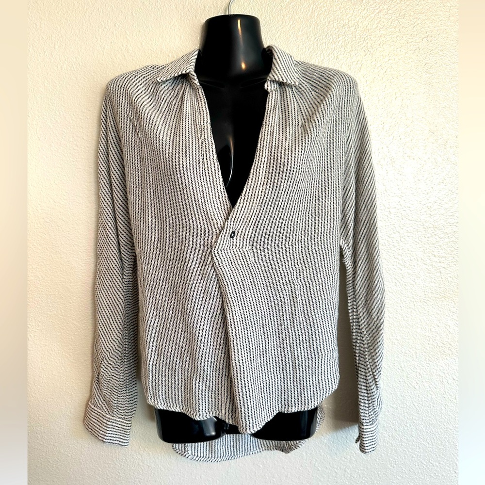 Free People high-low tunic with bat wings, size XS